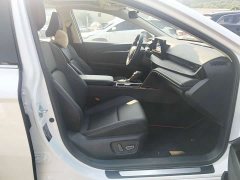 Toyota Camry Hybrid 2.0 HSE Sport Lite - ფოტო 9