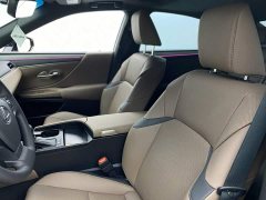 Lexus ES 200 Premium Edition - ფოტო 19