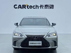 Lexus ES 200 Premium Edition - ფოტო 2