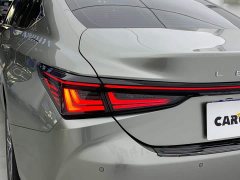 Lexus ES 200 Premium Edition - ფოტო 6