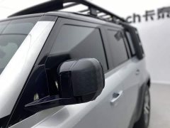 Land Rover Defender 110 P400 Dark Edition - ფოტო 11