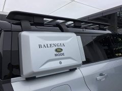 Land Rover Defender 110 P400 Dark Edition - ფოტო 13