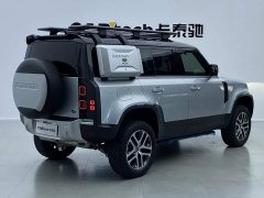 Land Rover Defender 110 P400 Dark Edition - ფოტო 3