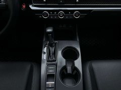 Honda Civic 180TURBO CVT Premium Edition - ფოტო 15