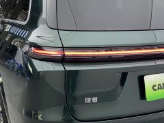 Li Auto L9 2023 Pro - ფოტო 7