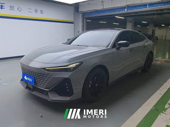 Changan UNI-V 1.5T Deluxe - ავტომობილი ჩინეთიდან