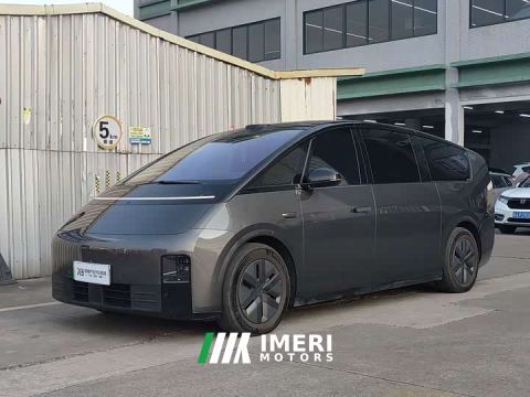 2025 Li Auto MEGA Home Family Edition