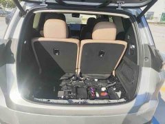 Li Auto i8 Standard Edition - ფოტო 10