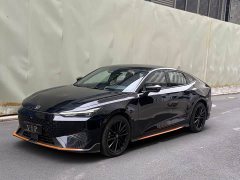 Changan UNI-V 1.5T Premium Sport - ფოტო 11
