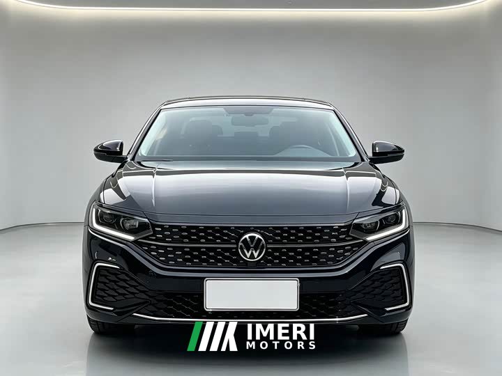Volkswagen Passat 380TSI Starry Sky Elite