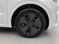 Li Auto L6 2024 Pro - ფოტო 7