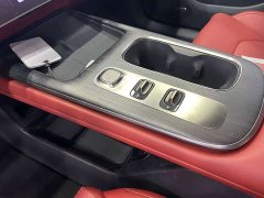 Xiaomi SU7 Rear-Wheel Drive Standard Founder Edition - ფოტო 8