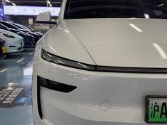 Tesla Model Y Long Range All-Wheel Drive Launch Edition - ფოტო 5