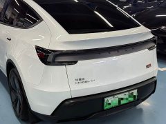 Tesla Model Y Long Range All-Wheel Drive Launch Edition - ფოტო 9