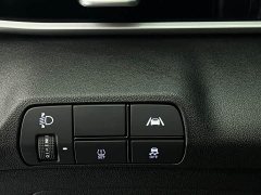 Hyundai Elantra 1.5L CVT Luxury - ფოტო 20