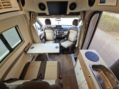 SAIC Maxus V90 RV 2.0T Traveler V90 Class B Motorhome Flagship Edition - ფოტო 15