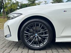 BMW 3 Series 325Li M Sport Midnight Edition Package - ფოტო 19