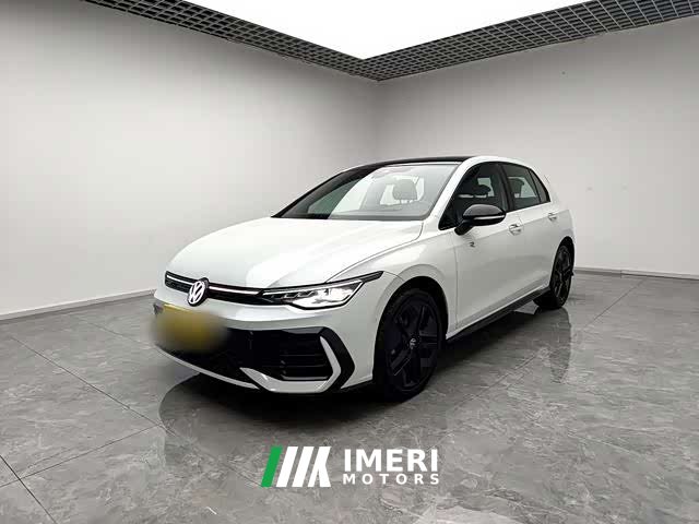 Volkswagen Golf 300TSI R-Line