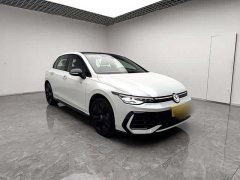 Volkswagen Golf 300TSI R-Line - ფოტო 3