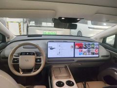 Li Auto i8 Standard Edition - ფოტო 3