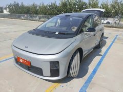 Li Auto i8 Standard Edition - ფოტო 1