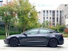 Tesla Model 3 Rear-Wheel Drive - ფოტო 3