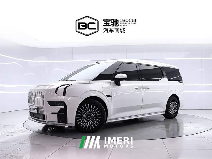 Zeekr 009 Six-Seat Executive AWD 108kWh
