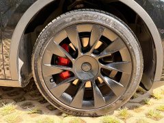 Tesla Model Y Rear-Wheel Drive - ფოტო 7