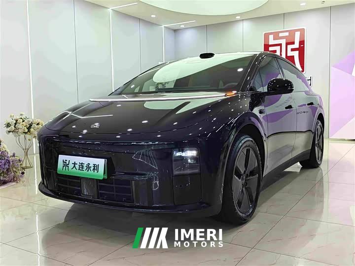 Li Auto i6 2025 Two-Wheel Drive Standard - ავტომობილი ჩინეთიდან