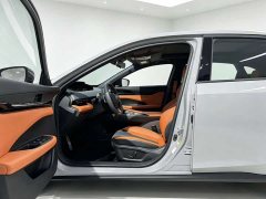 Changan UNI-V 1.5T Sport Edition - ფოტო 4