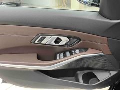 BMW 3 Series 320Li M Sport Package - ფოტო 14