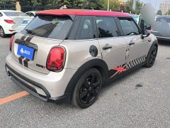 BMW MINI Facelift 1.5T COOPER Artist Five-Door - ფოტო 3