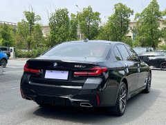 BMW 5 Series 525Li M Sport Package - ფოტო 12