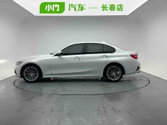 BMW 3 Series 320i M Sport Package - ფოტო 3