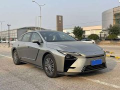 Lexus ES 300h - ფოტო 3