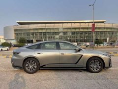 Lexus ES 300h - ფოტო 4