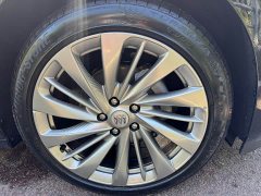 Buick Lacrosse Platinum Avenir Edition - ფოტო 13