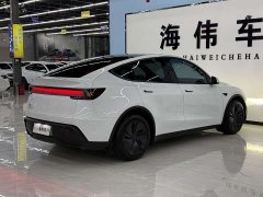 Tesla Model Y Rear-Wheel Drive - ფოტო 10
