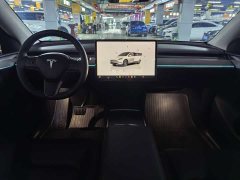 Tesla Model Y Long Range All-Wheel Drive - ფოტო 5