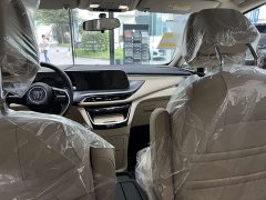 Buick GL8 Land Executive Cabin Comfort DG Edition - ფოტო 5