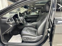 Toyota Camry 2.5G Luxury - ფოტო 16