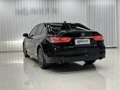 Toyota Camry 2.5G Luxury - ფოტო 4