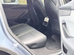 Tesla Model Y Rear-Wheel Drive - ფოტო 10