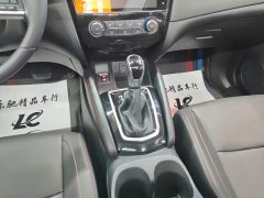 Nissan 2.0L CVTLuxury Edition - ფოტო 16