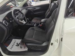 Nissan 2.0L CVTLuxury Edition - ფოტო 9