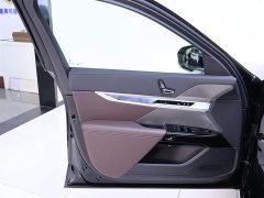 BMW 7 Series 2023 735Li M Sports Package - ფოტო 18