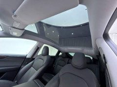 Tesla Model Y Rear-Wheel Drive - ფოტო 12