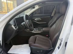 BMW 3 Series 320Li M Sport Package - ფოტო 11