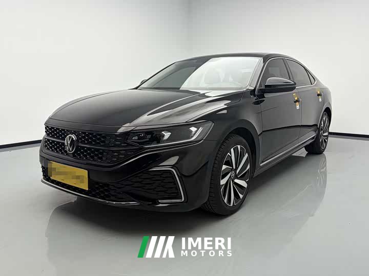 Volkswagen Passat 330TSI Starry Sky Elite - ავტომობილი ჩინეთიდან