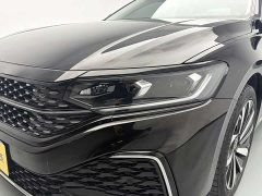 Volkswagen Passat 330TSI Starry Sky Elite - ფოტო 10